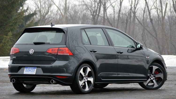 02-2015-vw-gti-lt-1